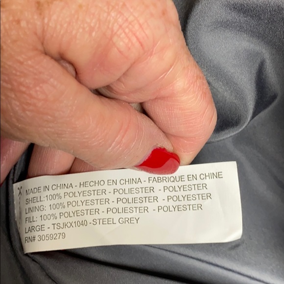 Vest - Picture 5 of 6